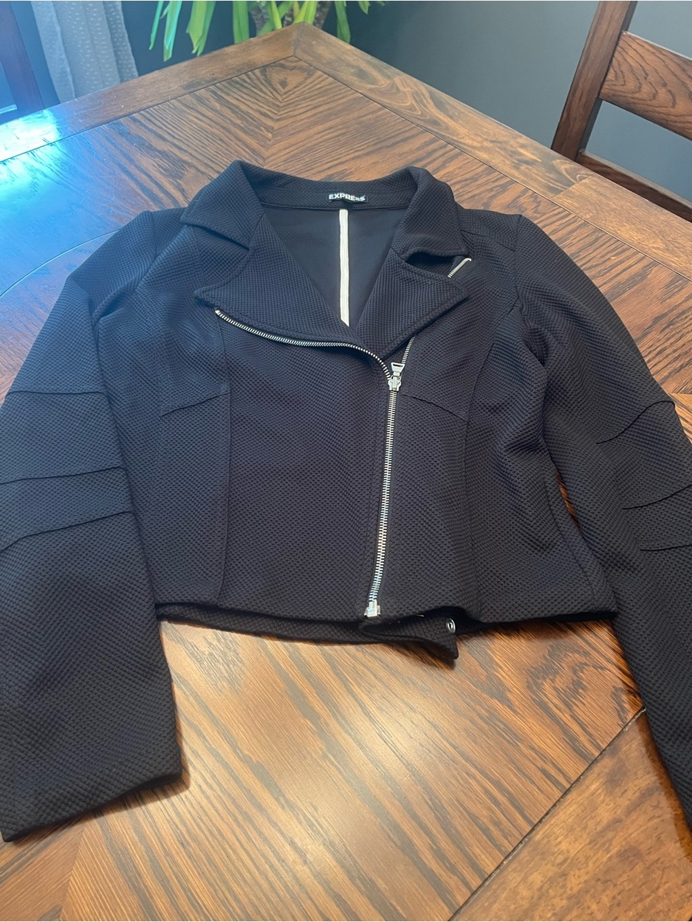 Express Women’s Black Solid Biker Jacket Full Zip Collared Long Sleeve M # 611